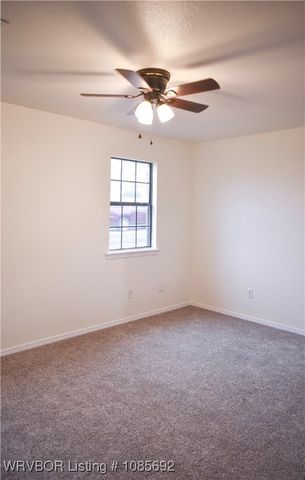 109 W Howard Street, Roland, OK 74954