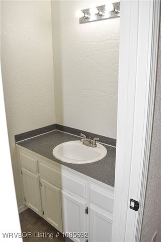 109 W Howard Street, Roland, OK 74954