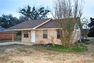 109 W Howard Street, Roland, OK 74954