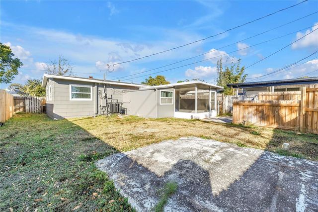 5152 5TH AVENUE N, St Petersburg, FL 33710