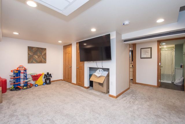 906 14th Street N, Moorhead, MN 56560