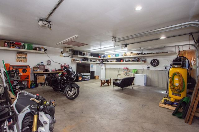 906 14th Street N, Moorhead, MN 56560