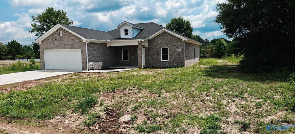 621 County Road 487, Moulton, AL 35650