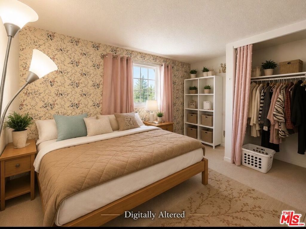 Image 10 of property listing at 2114 Rhonda Street, Oxnard, CA 93036