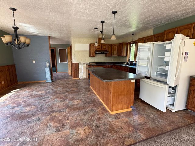 9810 N Runyon Circle, Palmer, AK 99645