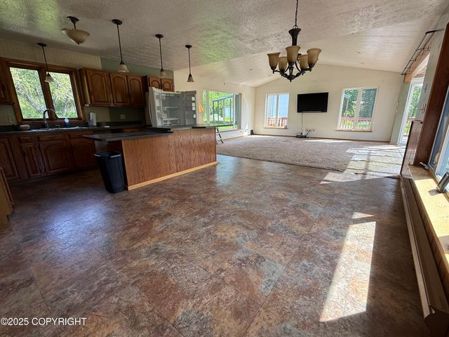 9810 N Runyon Circle, Palmer, AK 99645