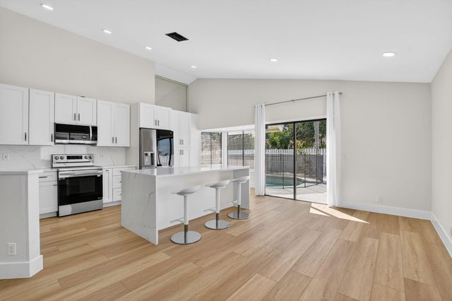 22732 Pickerel Circle, Boca Raton, FL 33428