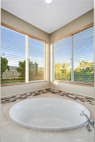 41520 44th West, Lancaster, CA 93536