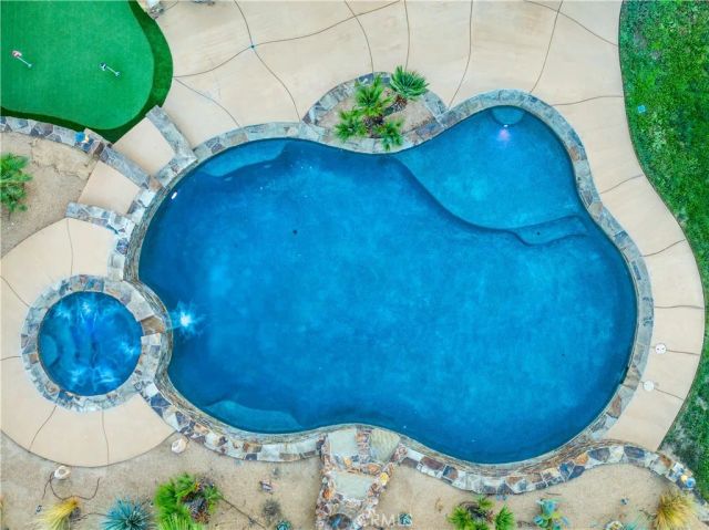 41520 44th West, Lancaster, CA 93536