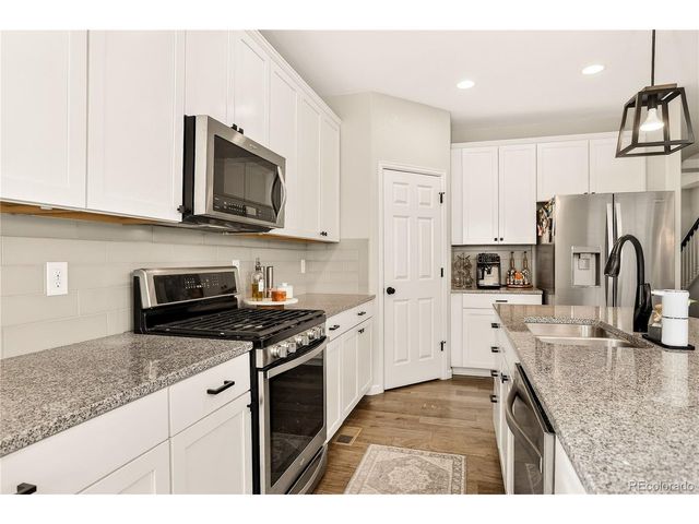 19412 W 88th Ave, Arvada, CO 80007