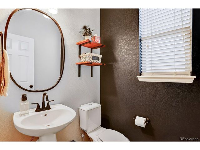 19412 W 88th Ave, Arvada, CO 80007