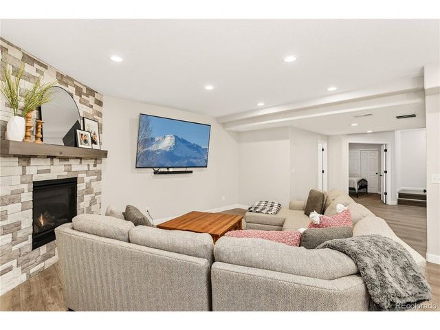 19412 W 88th Ave, Arvada, CO 80007