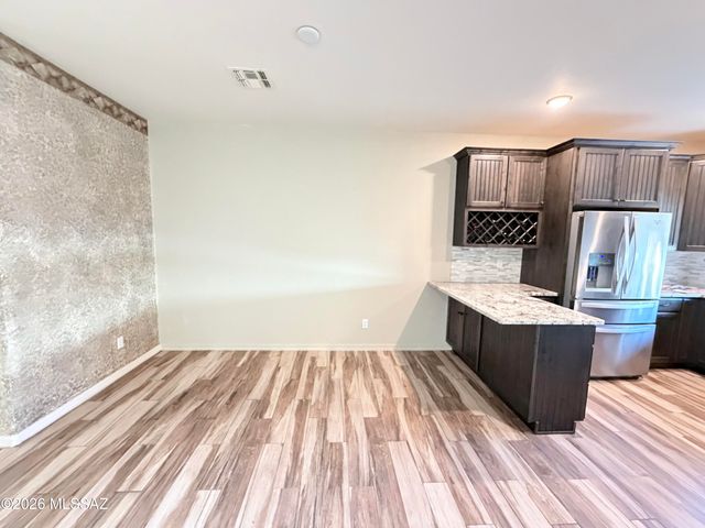 2833 S Full Moon Drive, Tucson, AZ 85713