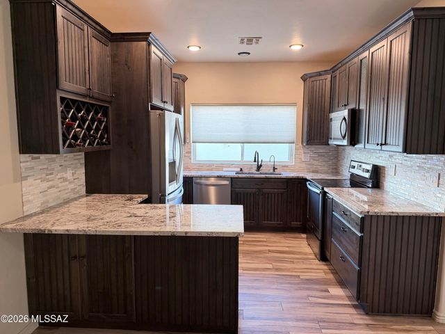 2833 S Full Moon Drive, Tucson, AZ 85713