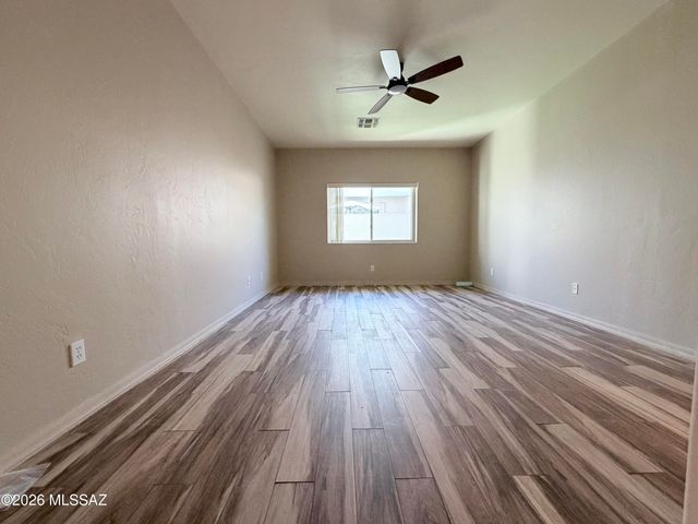 2833 S Full Moon Drive, Tucson, AZ 85713