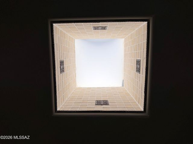 2833 S Full Moon Drive, Tucson, AZ 85713