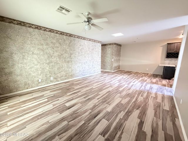 2833 S Full Moon Drive, Tucson, AZ 85713