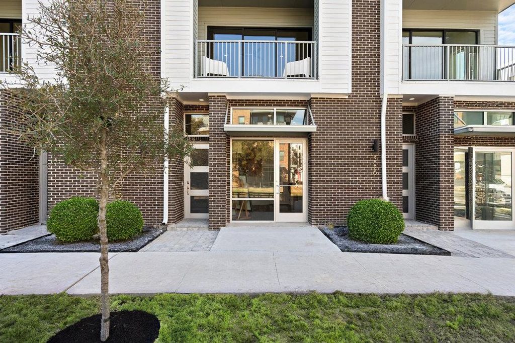 3824 Berkman DR, Austin, TX 78723