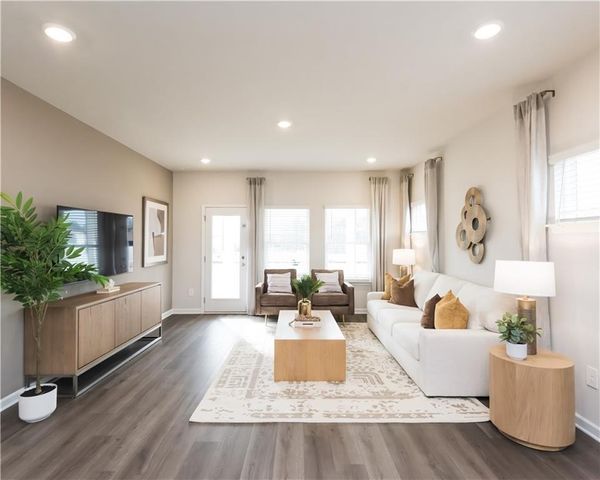 2253 Martin Springs Bend, Lawrenceville, GA 30045