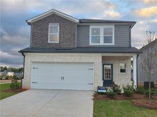 2253 Martin Springs Bend, Lawrenceville, GA 30045