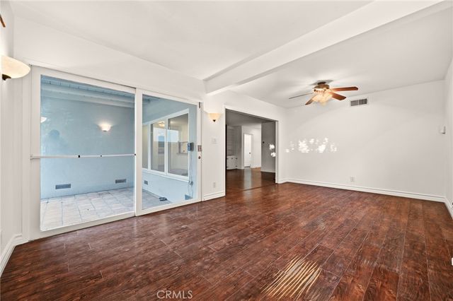 6928 Vanscoy, North Hollywood, CA 91605
