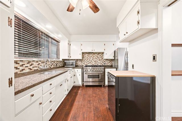 6928 Vanscoy, North Hollywood, CA 91605