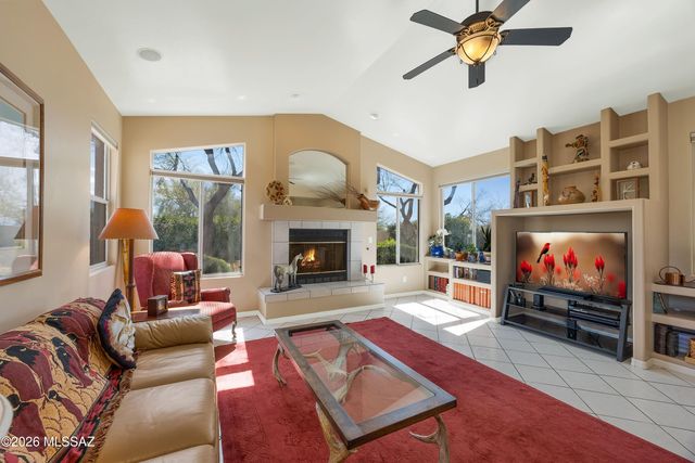 7400 E Pipe Springs Place, Tucson, AZ 85750