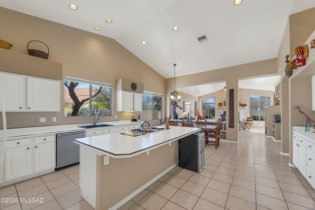 7400 E Pipe Springs Place, Tucson, AZ 85750