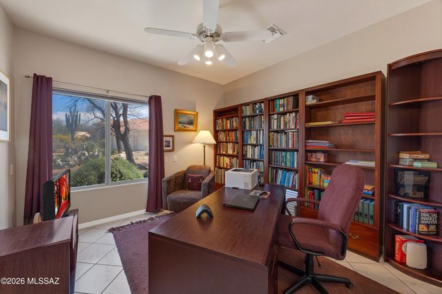 7400 E Pipe Springs Place, Tucson, AZ 85750