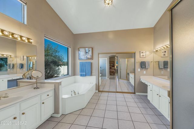 7400 E Pipe Springs Place, Tucson, AZ 85750