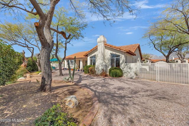 7400 E Pipe Springs Place, Tucson, AZ 85750