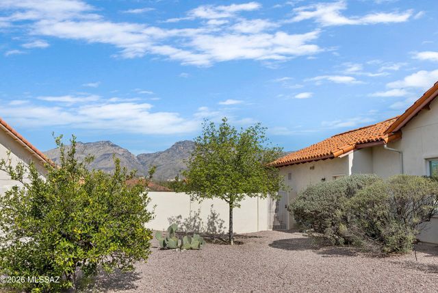 7400 E Pipe Springs Place, Tucson, AZ 85750