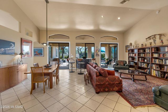 7400 E Pipe Springs Place, Tucson, AZ 85750