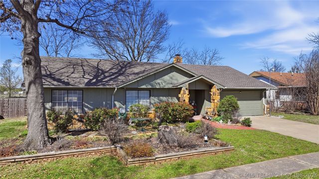 2708 E Dallas Street, Broken Arrow, OK 74014