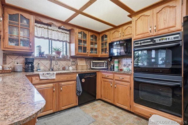 2708 E Dallas Street, Broken Arrow, OK 74014