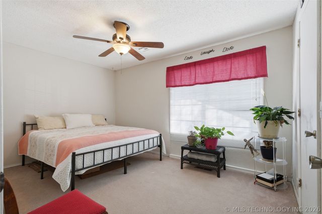 2708 E Dallas Street, Broken Arrow, OK 74014