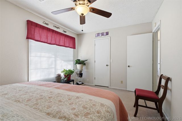 2708 E Dallas Street, Broken Arrow, OK 74014