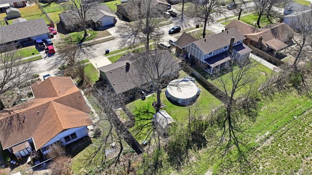 2708 E Dallas Street, Broken Arrow, OK 74014