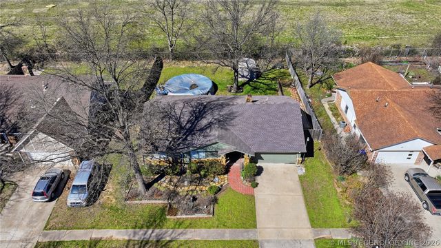 2708 E Dallas Street, Broken Arrow, OK 74014