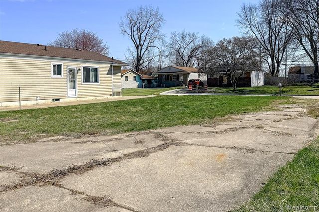 8471 Fremont Street, Westland, MI 48185