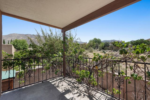 1804 Father Sky Street NE, Albuquerque, NM 87112