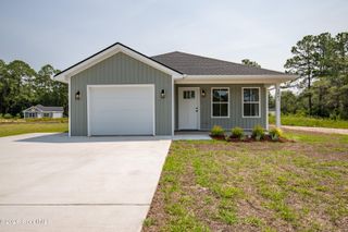 1061 Cassina Garden Way, Darien, GA 31305