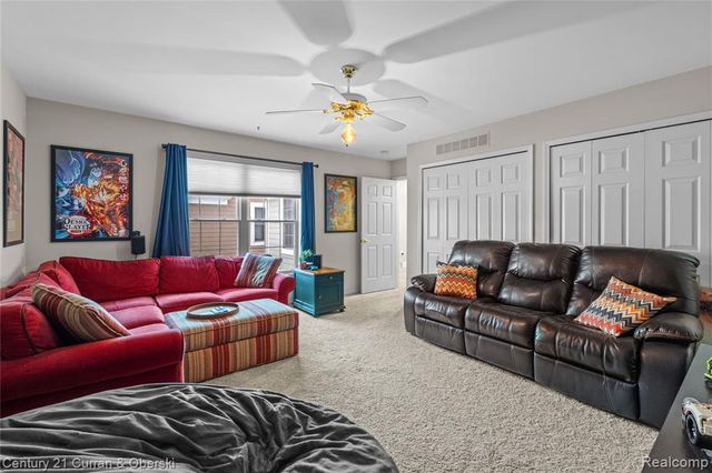 43107 Emerson Way, Novi, MI 48377