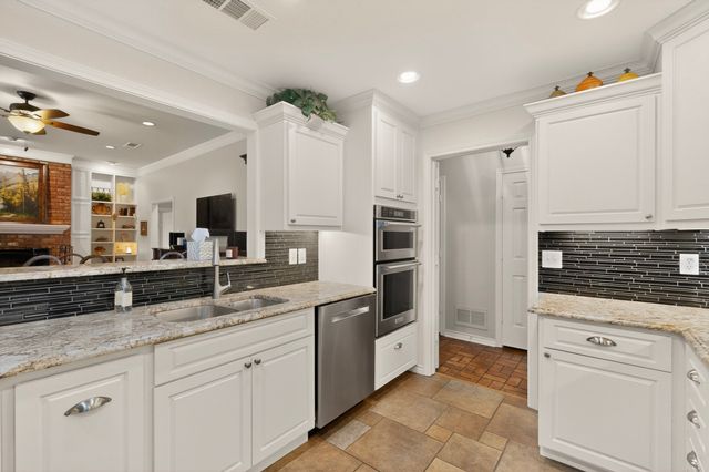 6917 Truxton Drive, Dallas, TX 75231
