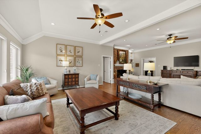 6917 Truxton Drive, Dallas, TX 75231