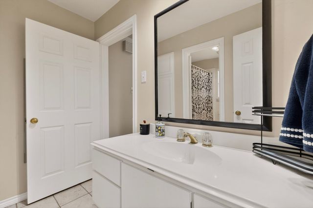 6917 Truxton Drive, Dallas, TX 75231