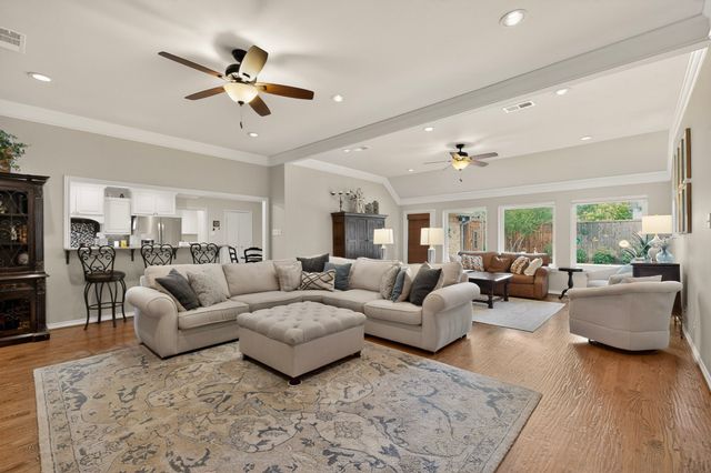 6917 Truxton Drive, Dallas, TX 75231