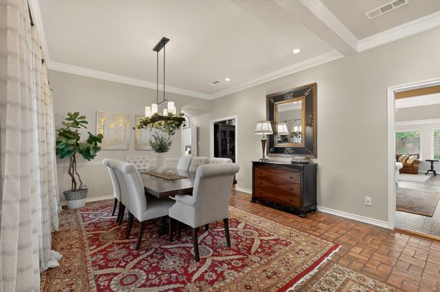 6917 Truxton Drive, Dallas, TX 75231