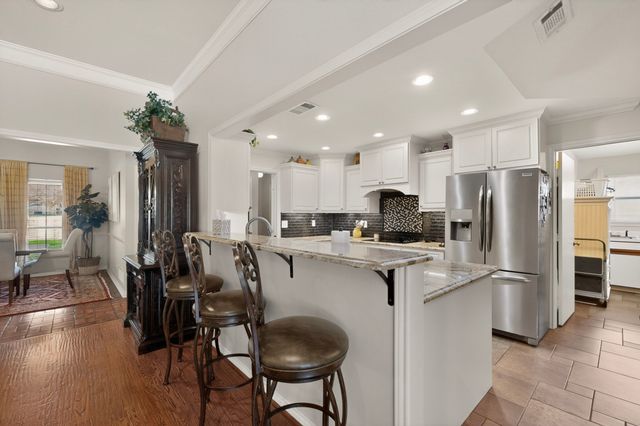 6917 Truxton Drive, Dallas, TX 75231