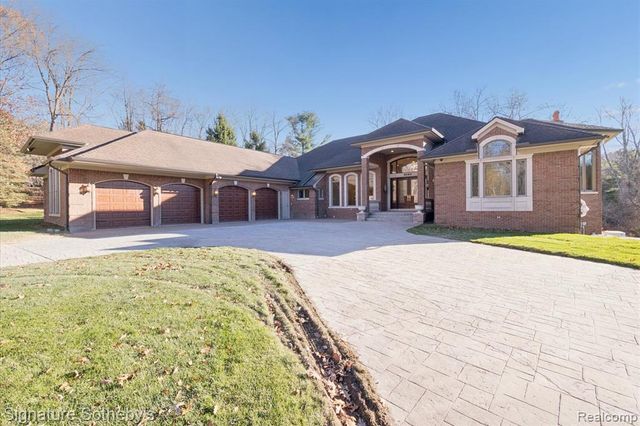 2140 33 Mile Road, Bruce, MI 48065